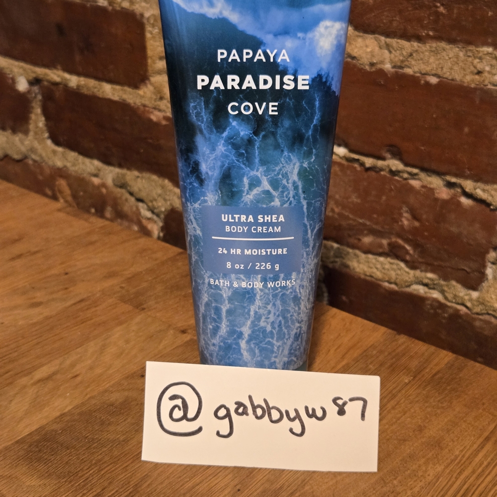Bath & Body Works Blue Moisturizer & Body Oil